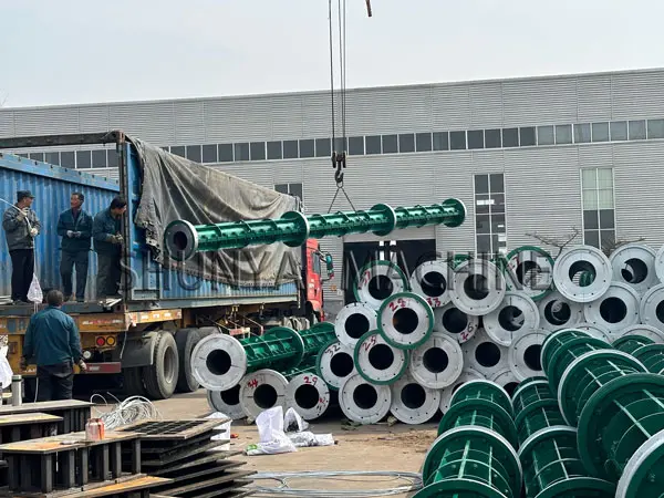 Concrete electric pole machines