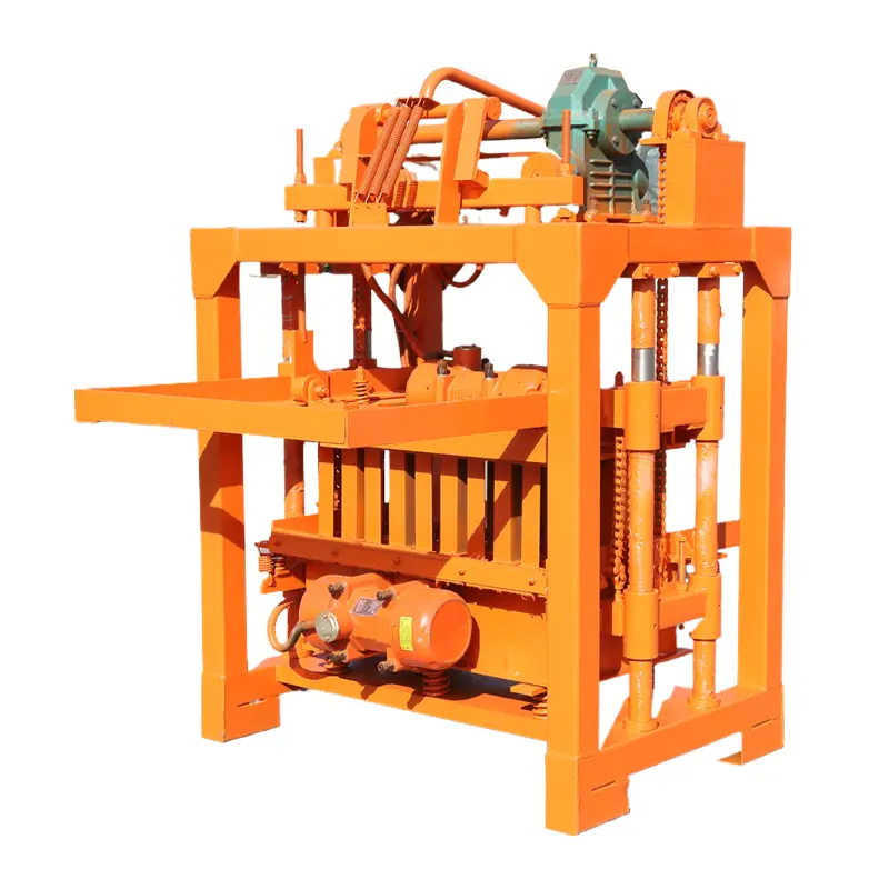 QM4-40 semi-automatic concrete brick/block making machine