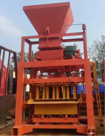 Shengya high-quality and cost-effective QM4-35 concrete brick-making machine